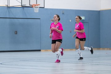 Bild 105 - B-Juniorinnen 2 Loewinnen Cup